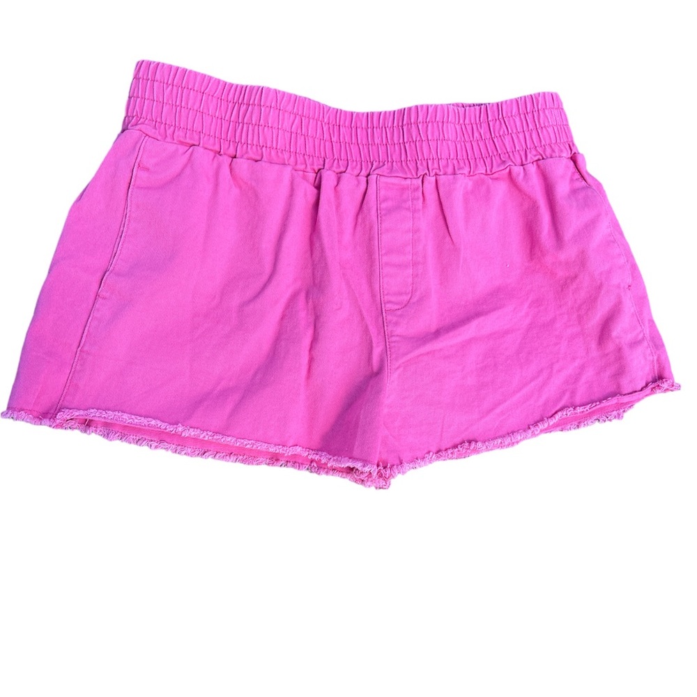 Short pink